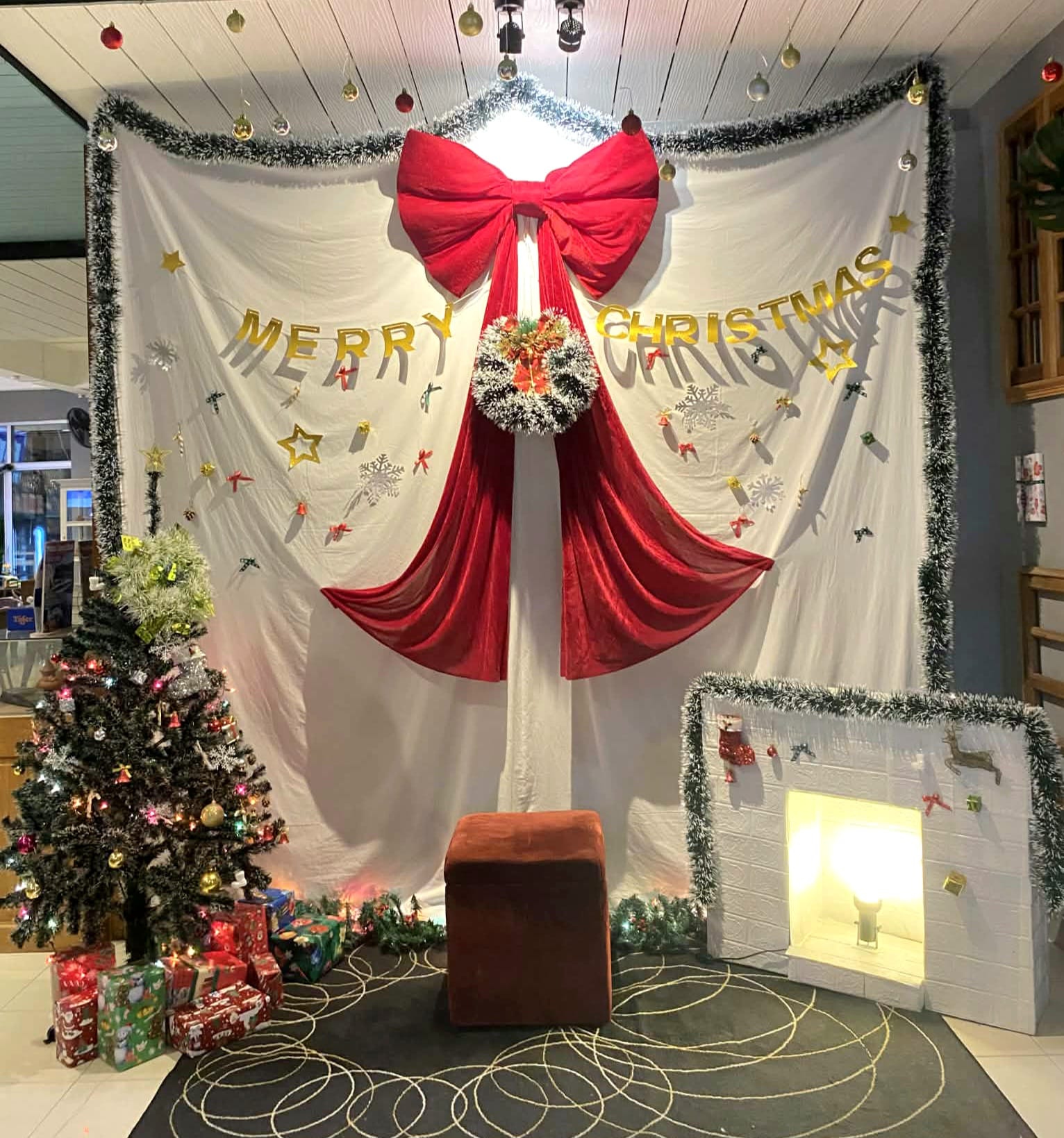 Festive atmosphere at Risky Business